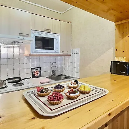 Apartment 4 Pers. A Val Claret, Pied Des Pistes, Balcon Sud, Proche Commerces - Fr-1-411-462